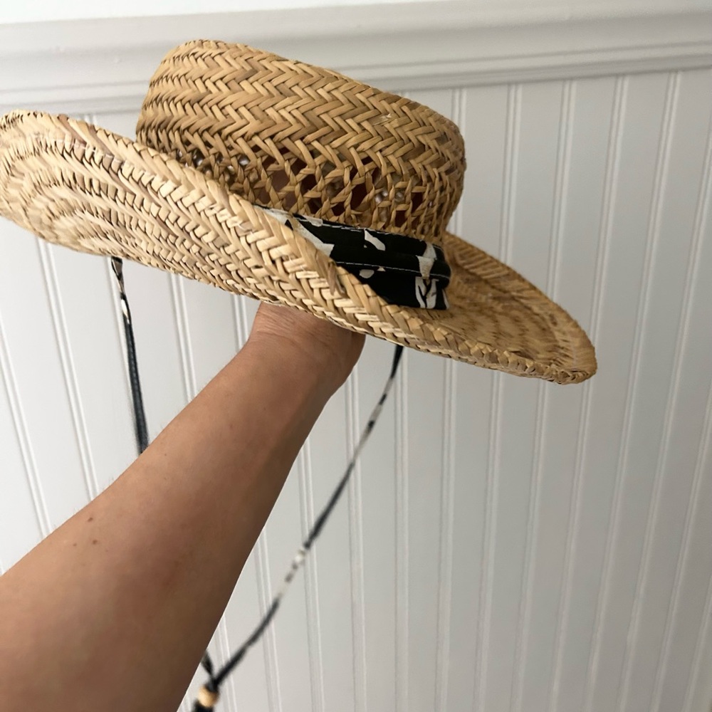Doreman Pacific Co DPC Small Women's Straw Hat with Black Floral Band - Picture 4 of 9